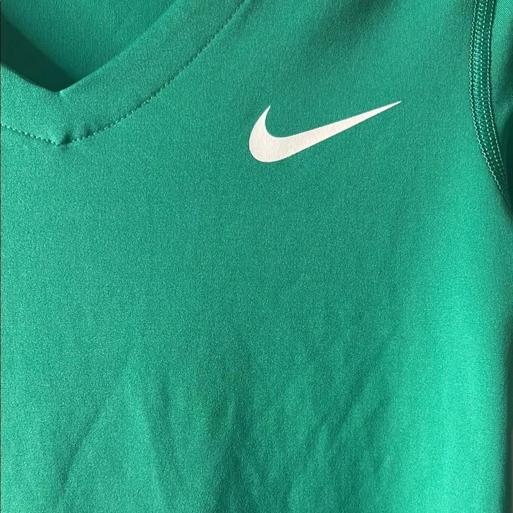 Nike Dri-Fit Green Fitted Short Sleeve T-Shirt